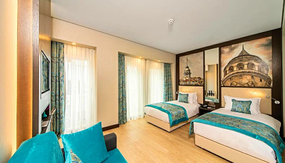 هتل موکارناس تکسیم